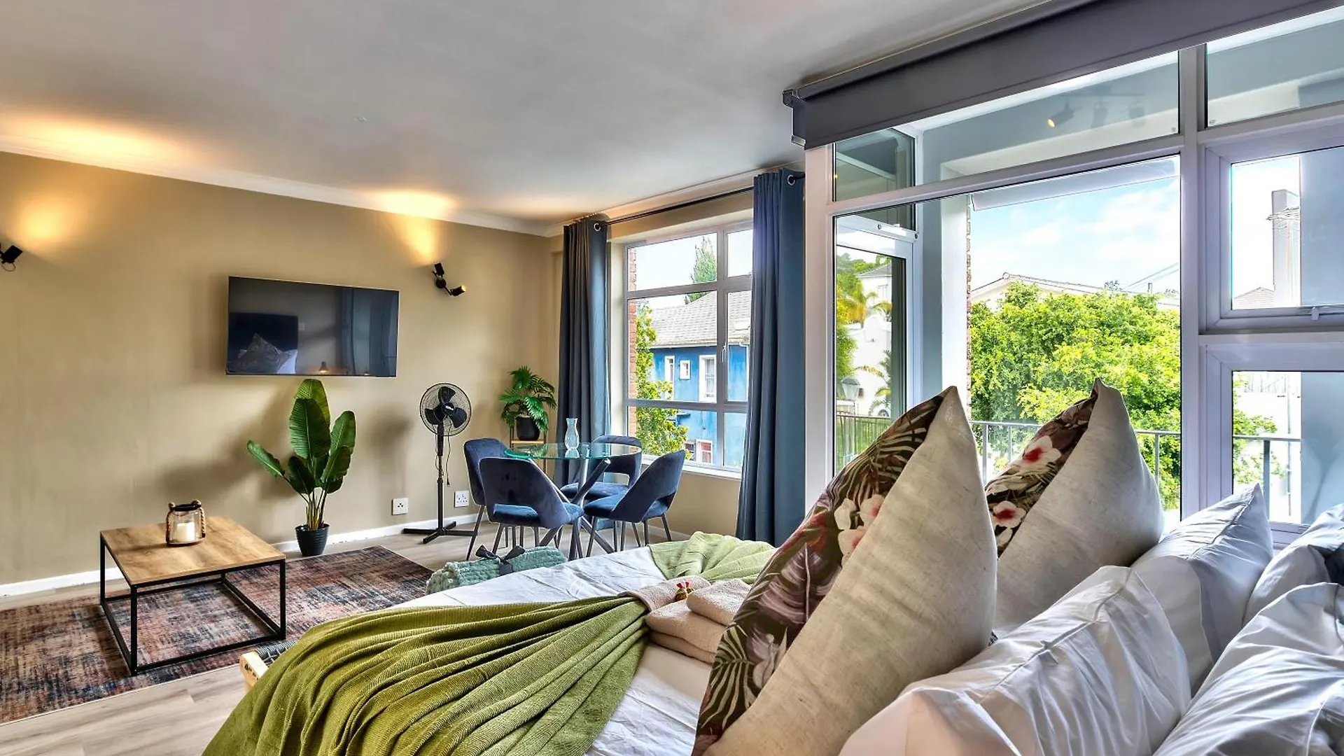 Apartment Charming Studio In Green Point Cape Town